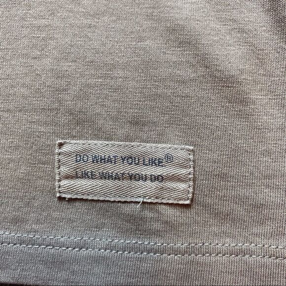 Life Is Good Gray Crusher T-Shirt Size Small New With Tags - Picture 6 of 9